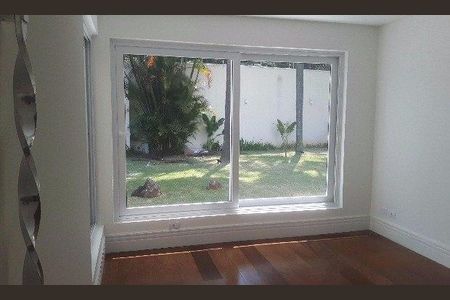 Casa à venda com 630m², 4 quartos e 12 vagas