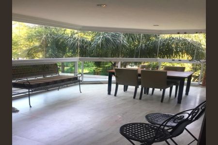 Apartamento à venda com 182m², 5 quartos e 4 vagas