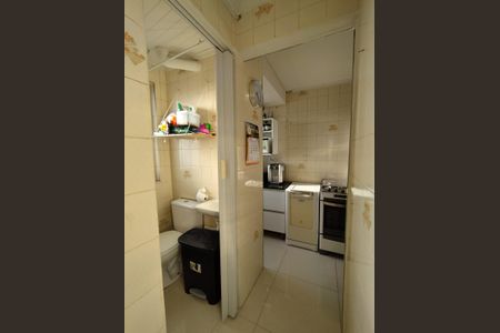 Apartamento à venda com 65m², 2 quartos e sem vaga Apartamento à venda com 65m², 2 quartos e sem vagaCozinha