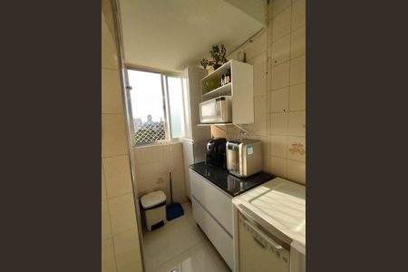 Apartamento à venda com 65m², 2 quartos e sem vaga Apartamento à venda com 65m², 2 quartos e sem vagaCozinha