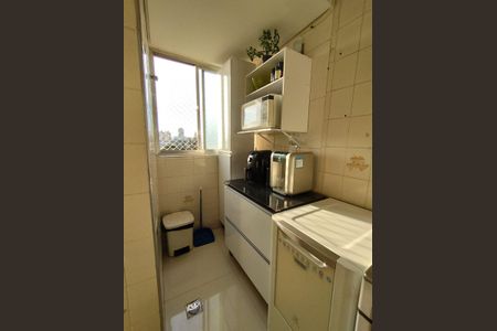 Apartamento à venda com 65m², 2 quartos e sem vaga Apartamento à venda com 65m², 2 quartos e sem vagaCozinha