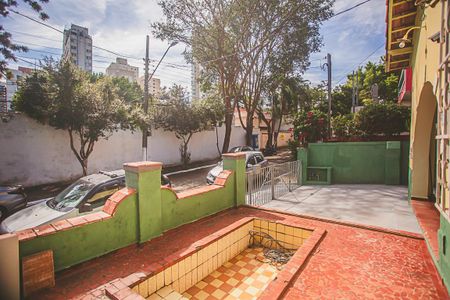 Casa à venda com 140m², 2 quartos e 4 vagas Casa à venda com 140m², 2 quartos e 4 vagasÁrea comum