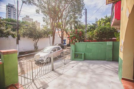 Casa à venda com 140m², 2 quartos e 4 vagas Casa à venda com 140m², 2 quartos e 4 vagasÁrea comum