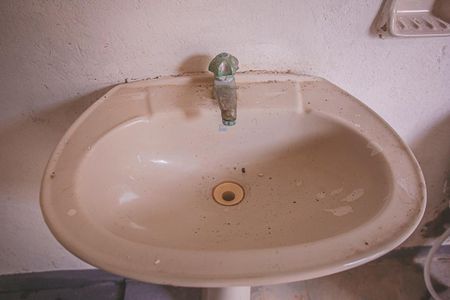 Casa à venda com 140m², 2 quartos e 4 vagas Casa à venda com 140m², 2 quartos e 4 vagasBanheiro de Serviço