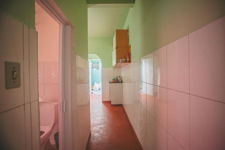 Casa à venda com 140m², 2 quartos e 4 vagas Casa à venda com 140m², 2 quartos e 4 vagasCorredor