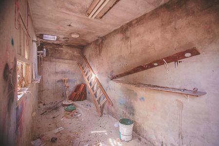 Casa à venda com 140m², 2 quartos e 4 vagas Casa à venda com 140m², 2 quartos e 4 vagasDepósito