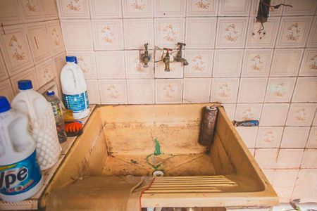 Casa à venda com 140m², 2 quartos e 4 vagas Casa à venda com 140m², 2 quartos e 4 vagasÁrea de Serviço