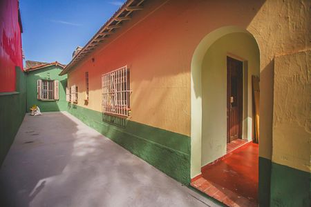 Casa à venda com 140m², 2 quartos e 4 vagas Casa à venda com 140m², 2 quartos e 4 vagasÁrea comum