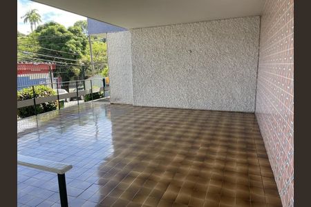 Apartamento à venda com 60m², 2 quartos e 1 vaga
