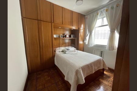 Apartamento à venda com 60m², 2 quartos e 1 vaga
