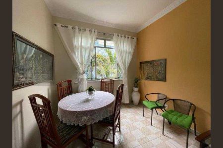 Apartamento à venda com 72m², 2 quartos e 1 vaga