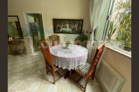 Apartamento à venda com 72m², 2 quartos e 1 vaga