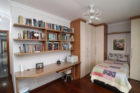 Apartamento à venda com 281m², 5 quartos e 1 vagaSuíte 2