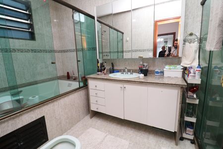 Apartamento à venda com 281m², 5 quartos e 1 vagaBanheiro da Suíte 1