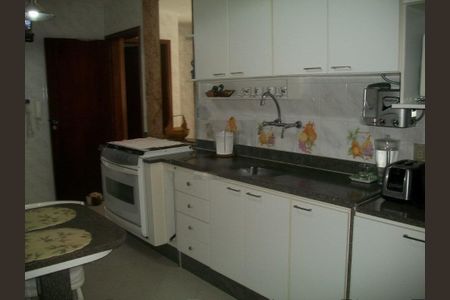 Apartamento à venda com 121m², 3 quartos e 2 vagas