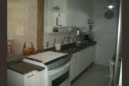 Apartamento à venda com 121m², 3 quartos e 2 vagas