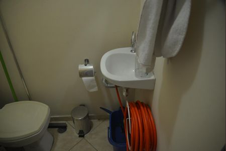 Casa à venda com 135m², 3 quartos e 3 vagasBanheiro de Serviço