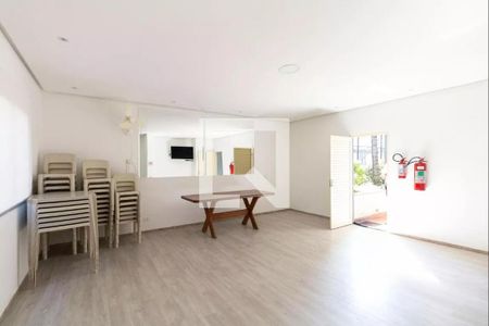 Apartamento à venda com 72m², 3 quartos e 2 vagas Apartamento à venda com 72m², 3 quartos e 2 vagasÁrea comum - Salão de festas