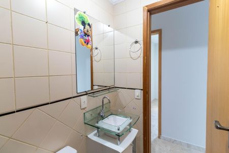 Apartamento à venda com 72m², 3 quartos e 2 vagas Apartamento à venda com 72m², 3 quartos e 2 vagasBanheiro Social