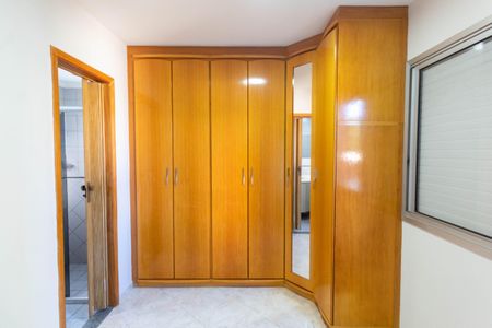 Apartamento à venda com 72m², 3 quartos e 2 vagas Apartamento à venda com 72m², 3 quartos e 2 vagasSuíte