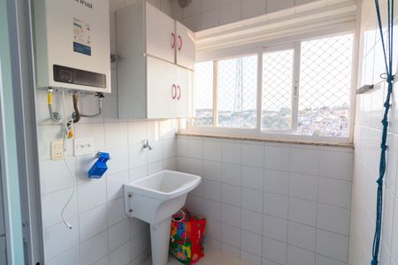 Apartamento à venda com 60m², 2 quartos e 1 vaga Apartamento à venda com 60m², 2 quartos e 1 vagaÁrea de Serviço