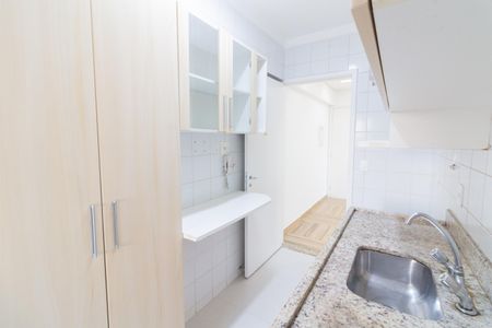 Apartamento à venda com 60m², 2 quartos e 1 vaga Apartamento à venda com 60m², 2 quartos e 1 vagaCozinha