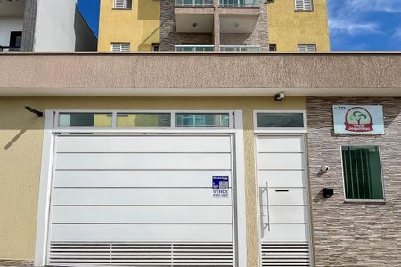 Apartamento à venda com 42m², 2 quartos e 1 vagaFachada + plaquinha