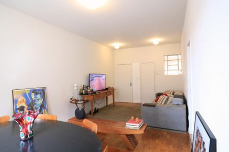 Apartamento à venda com 74m², 3 quartos e 1 vaga Apartamento à venda com 74m², 3 quartos e 1 vagaSala