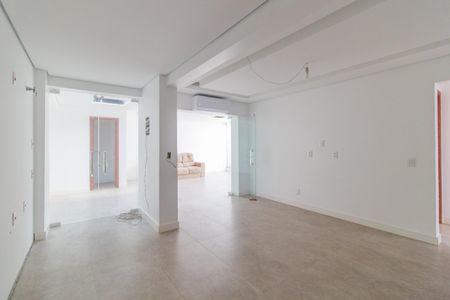 Apartamento à venda com 131m², 3 quartos e 1 vaga Apartamento à venda com 131m², 3 quartos e 1 vagaCozinha