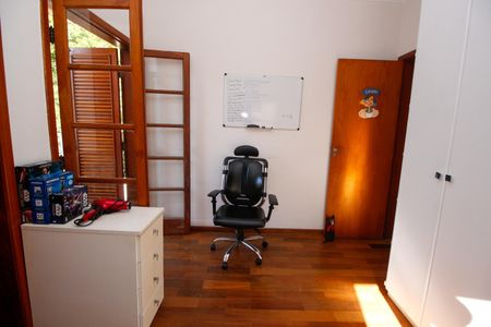 Casa à venda com 300m², 3 quartos e 2 vagasSuíte 3