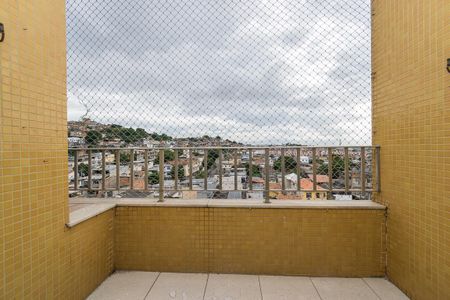 Apartamento à venda com 93m², 3 quartos e 1 vaga Apartamento à venda com 93m², 3 quartos e 1 vagaVaranda
