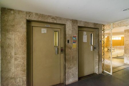 Apartamento à venda com 93m², 3 quartos e 1 vaga Apartamento à venda com 93m², 3 quartos e 1 vagaÁrea comum