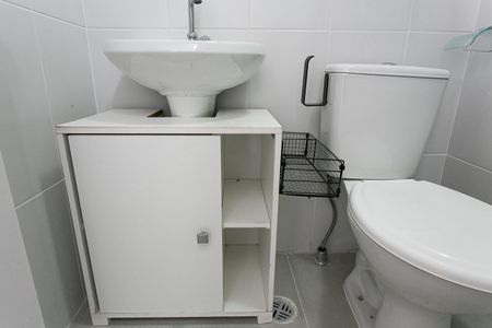 Apartamento à venda com 44m², 2 quartos e sem vaga Apartamento à venda com 44m², 2 quartos e sem vagaBanheiro