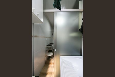 Apartamento à venda com 48m², 2 quartos e 1 vaga Apartamento à venda com 48m², 2 quartos e 1 vagaÁrea de Serviço