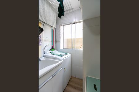 Apartamento à venda com 48m², 2 quartos e 1 vaga Apartamento à venda com 48m², 2 quartos e 1 vagaÁrea de Serviço