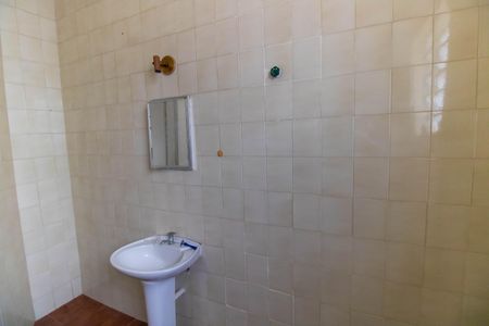 Apartamento à venda com 70m², 2 quartos e 1 vaga Apartamento à venda com 70m², 2 quartos e 1 vagaBanheiro