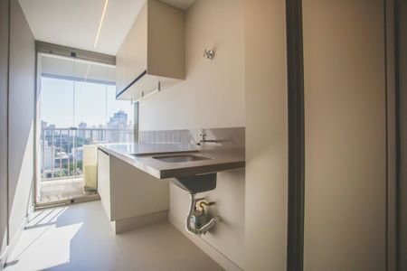 Apartamento à venda com 158m², 3 quartos e 5 vagas Apartamento à venda com 158m², 3 quartos e 5 vagasÁrea de Serviço