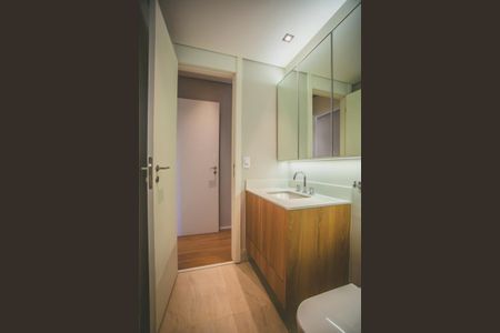 Apartamento à venda com 158m², 3 quartos e 5 vagas Apartamento à venda com 158m², 3 quartos e 5 vagasBanheiro Suíte