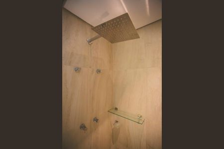 Apartamento à venda com 158m², 3 quartos e 5 vagas Apartamento à venda com 158m², 3 quartos e 5 vagasBanheiro Suíte