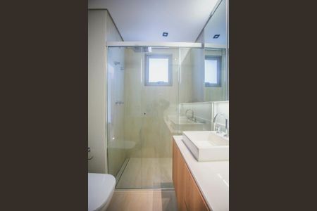 Apartamento à venda com 158m², 3 quartos e 5 vagas Apartamento à venda com 158m², 3 quartos e 5 vagasBanheiro Suíte