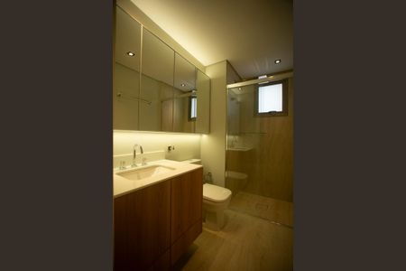 Apartamento à venda com 158m², 3 quartos e 5 vagas Apartamento à venda com 158m², 3 quartos e 5 vagasBanheiro Suíte