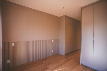 Apartamento à venda com 158m², 3 quartos e 5 vagas Apartamento à venda com 158m², 3 quartos e 5 vagasSuíte