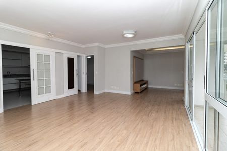 Sala de apartamento à venda com 3 quartos, 124m² em Pompeia, São Paulo