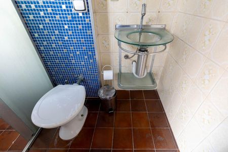 Banheiro de apartamento à venda com 1 quarto, 50m² em Vila Buarque, São Paulo