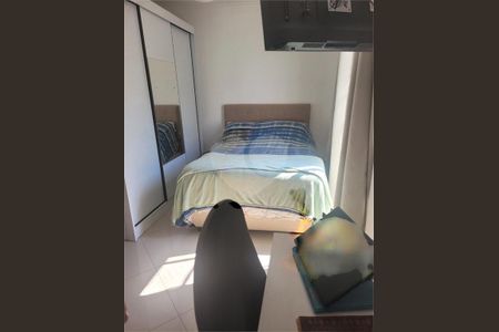 Casa à venda com 65m², 2 quartos e 2 vagas