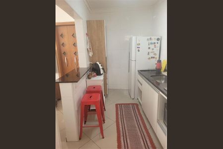 Casa à venda com 65m², 2 quartos e 2 vagas