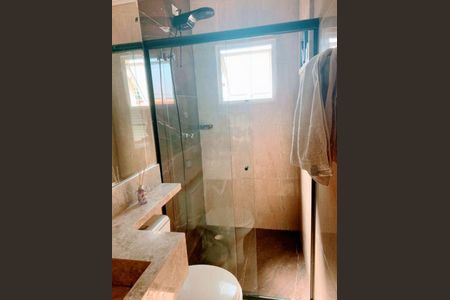 Casa à venda com 85m², 2 quartos e 1 vaga