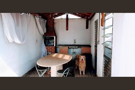 Casa à venda com 85m², 2 quartos e 1 vaga