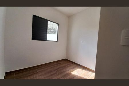 Casa à venda com 40m², 2 quartos e 1 vaga