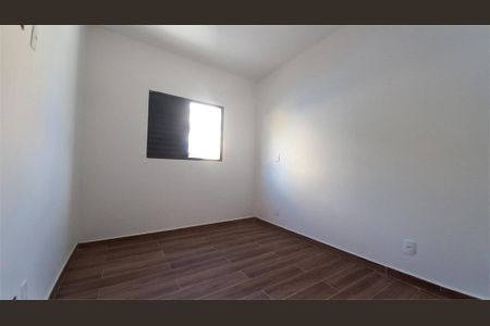Casa à venda com 40m², 2 quartos e 1 vaga